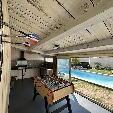 Superbe Maison De Avec Piscine Chauffée Et Bain Nordique - 8 Pers Hébergement de vacances Les Sables-dʼOlonne