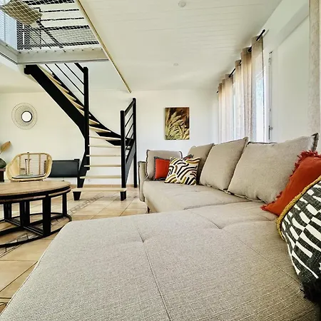 Superbe Maison De Avec Piscine Chauffée Et Bain Nordique - 8 Pers