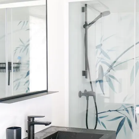 Superbe Maison De Avec Piscine Chauffée Et Bain Nordique - 8 Pers *