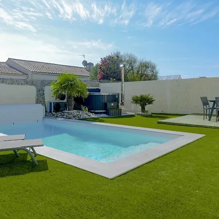 Superbe Maison De Avec Piscine Chauffée Et Bain Nordique - 8 Pers Сasa de vacaciones