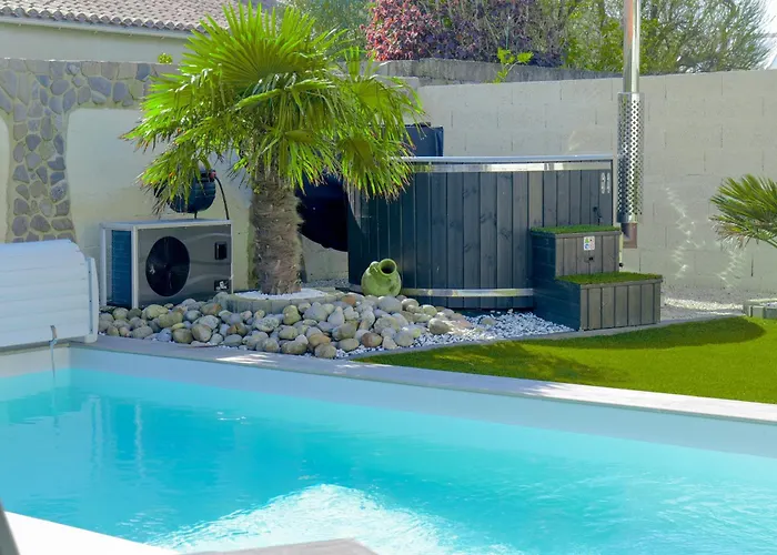 Superbe Maison De Avec Piscine Chauffee Et Bain Nordique - 8 Pers Les Sables-dʼOlonne